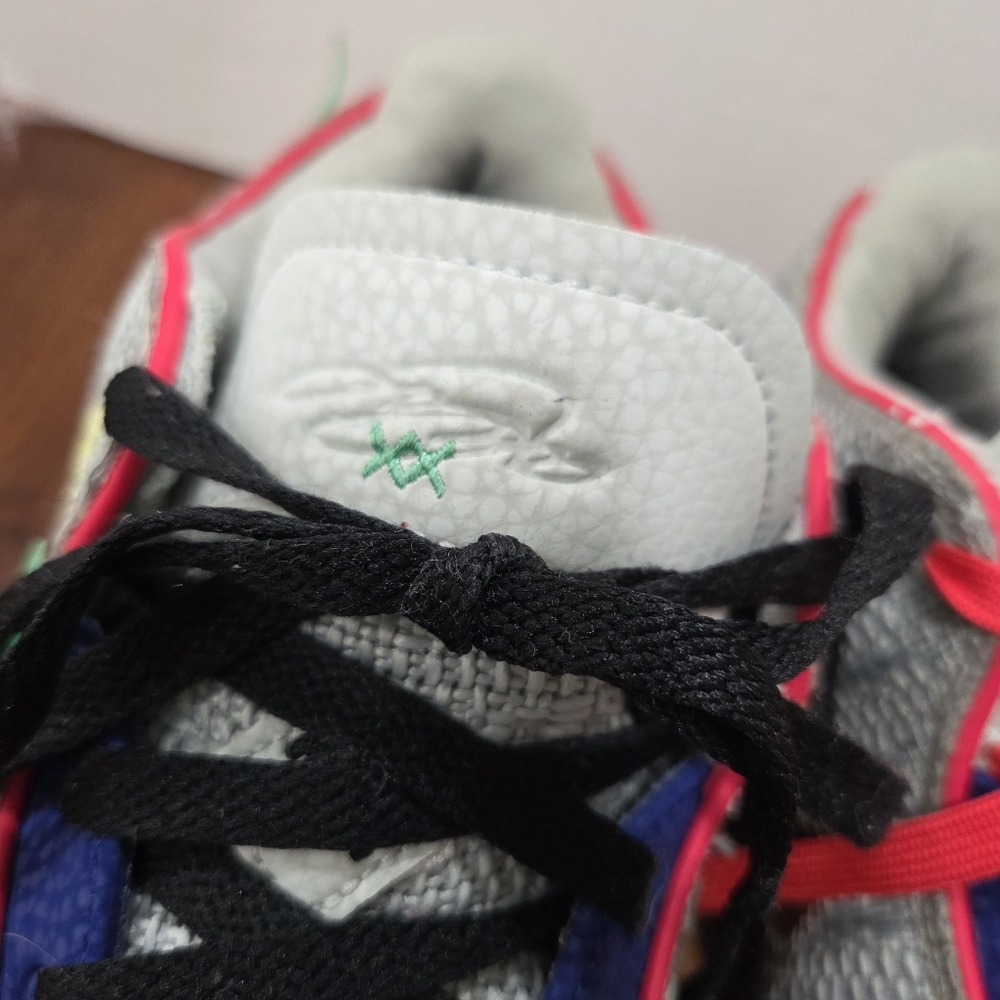 Lebron 20 Nike Lifer DJ5423-002 - Picture 12 of 16